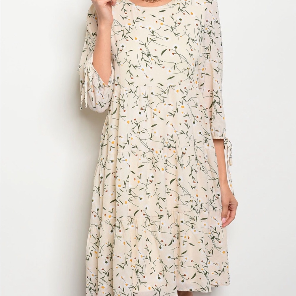 NWT FLORAL DRESS